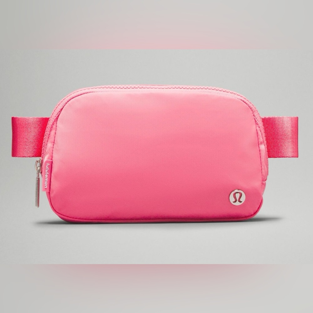 NWT Lululemon Everywhere Belt Bag 1L Sakura Pink
